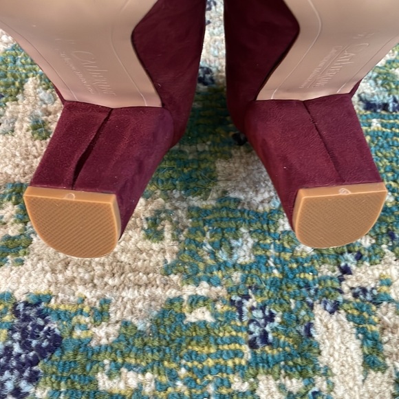 Catherine Malandrino Suede Pumps - Picture 6 of 6